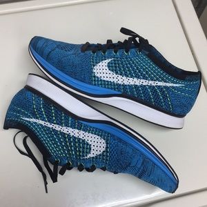 Nike Flyknit Racers